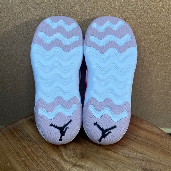 Jordan
23/7
Brand new - Picture 6 of 7